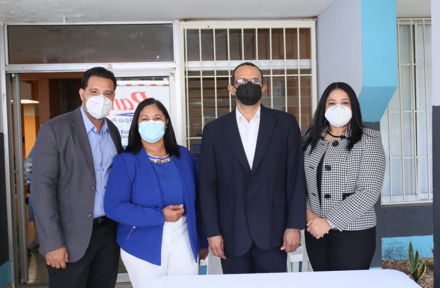 Dr. Collado Sostiene encuentro con la Prensa y aclara los Temas del Armida García