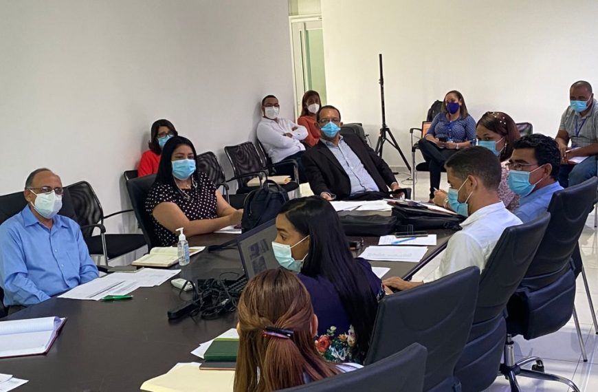 SRSCC se reúne con el SeNaSa