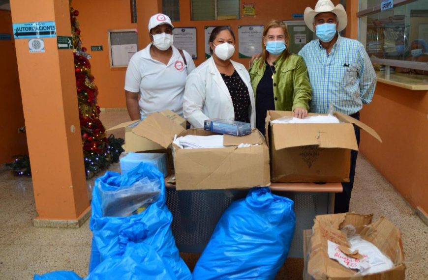 Hospital Armida García recibe equipos de cirugía, cura y juegos de sábanas