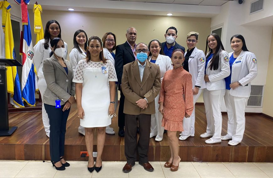 Presentan Trabajos Finales Comunitarios en el Hospital UCATECI
