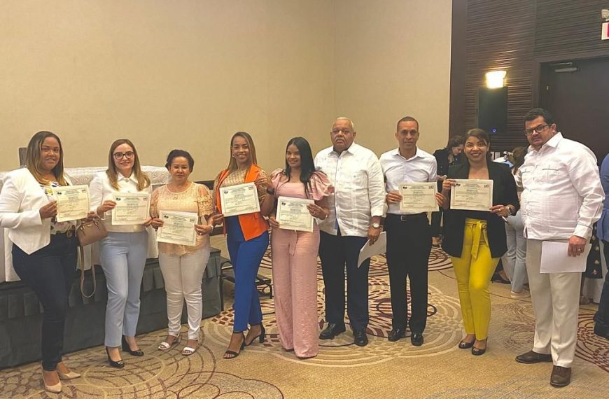 14 hospitales de la Región Cibao Central recibieron la habilitación del MSP de 154 a nivel nacional