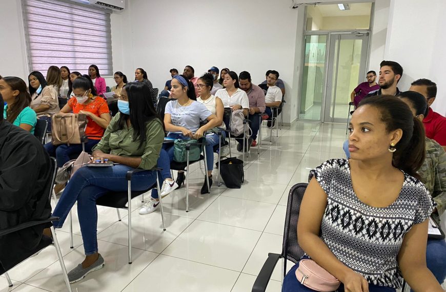 El SRSCC realiza inducción para médicos designados a pasantía de Ley 146-67