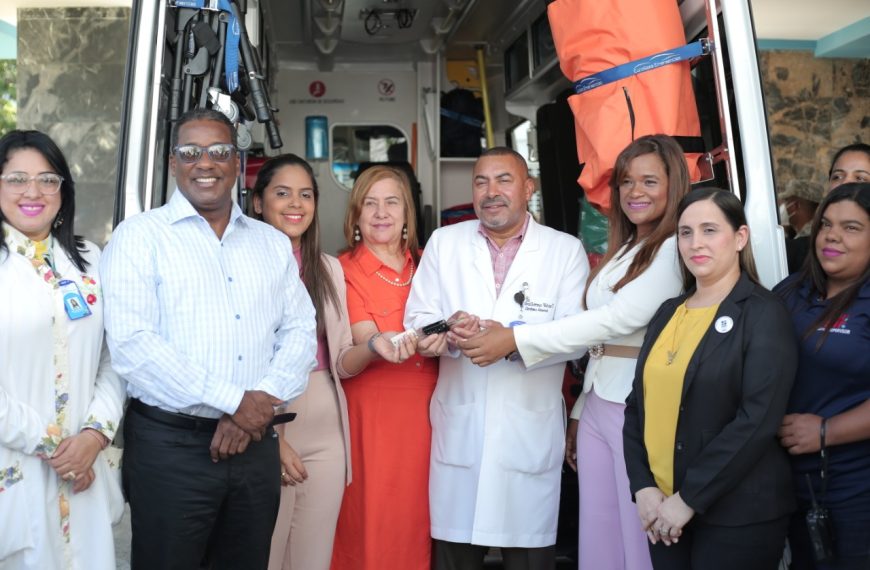 SRSCC realiza formal entrega de moderna Ambulancia al Hospital Morillo King