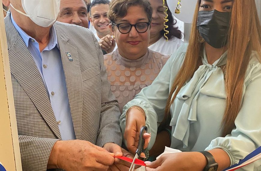 El SNS junto al SRSCC ponen en funcionamiento la nueva unidad odontológica en Hospital de Maimón
