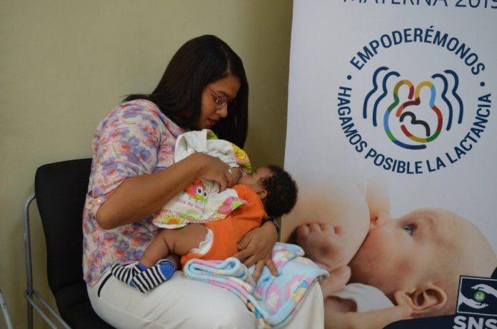 Lactancia materna previene enfermedades en la infancia