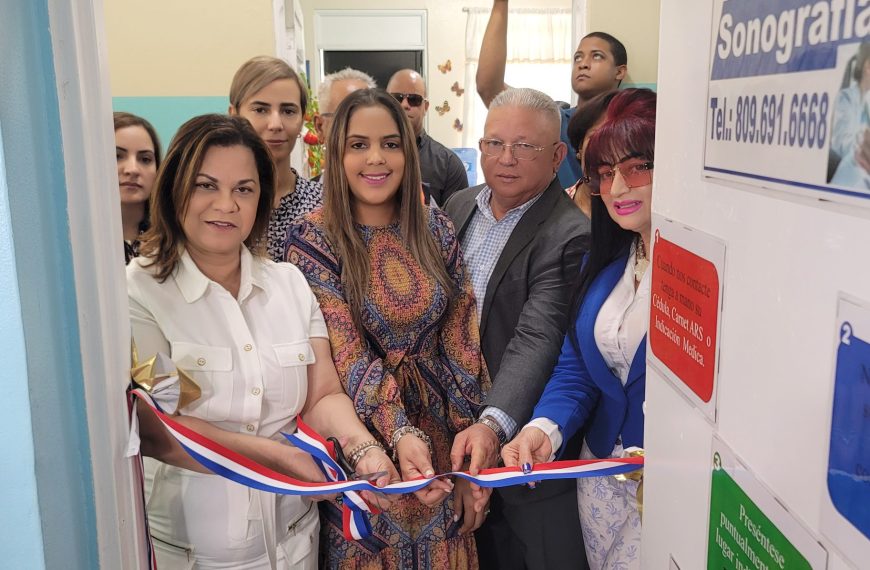 Por primera vez se le da apertura al departamento de imágenes y sonografía en el hospital Juan Antonio Castillo de Cutupú, La Vega
