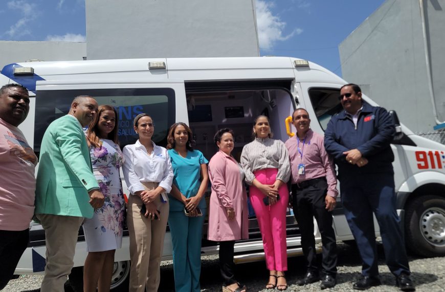 Hospital Columna cuenta con ambulancia del 911