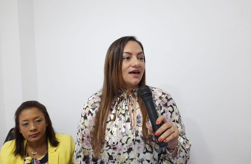 Se Socializa Los Nuevos Reglamentos De Pasantía Médica