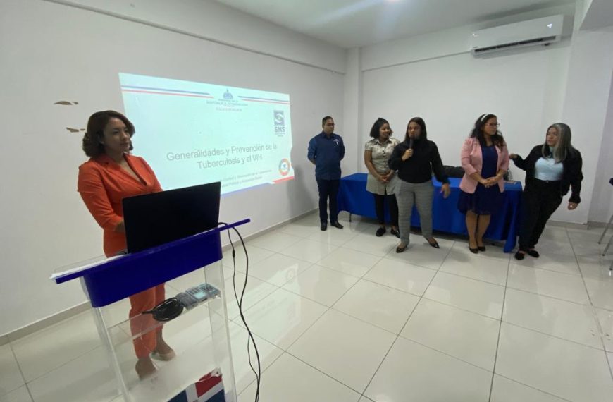 Taller de capacitación al personal de salud de nivel intermedio