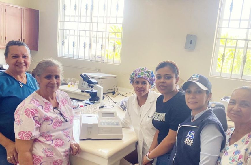 Entrega e instalación de un equipo para activación de pruebas químicas en Cotuí