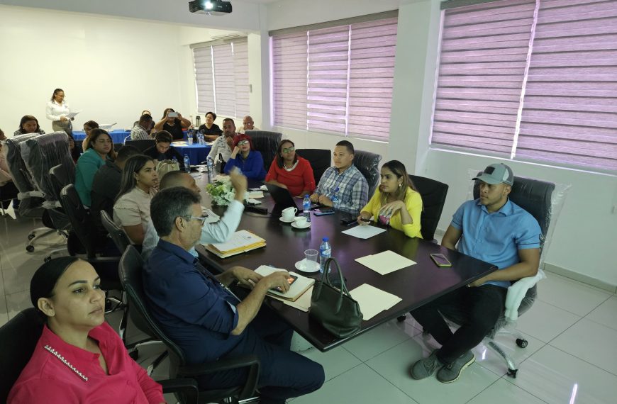 El Servicio Regional de Salud Cibao Central realiza reunión trimestral para el análisis y socialización de Indicadores Hospitalarios