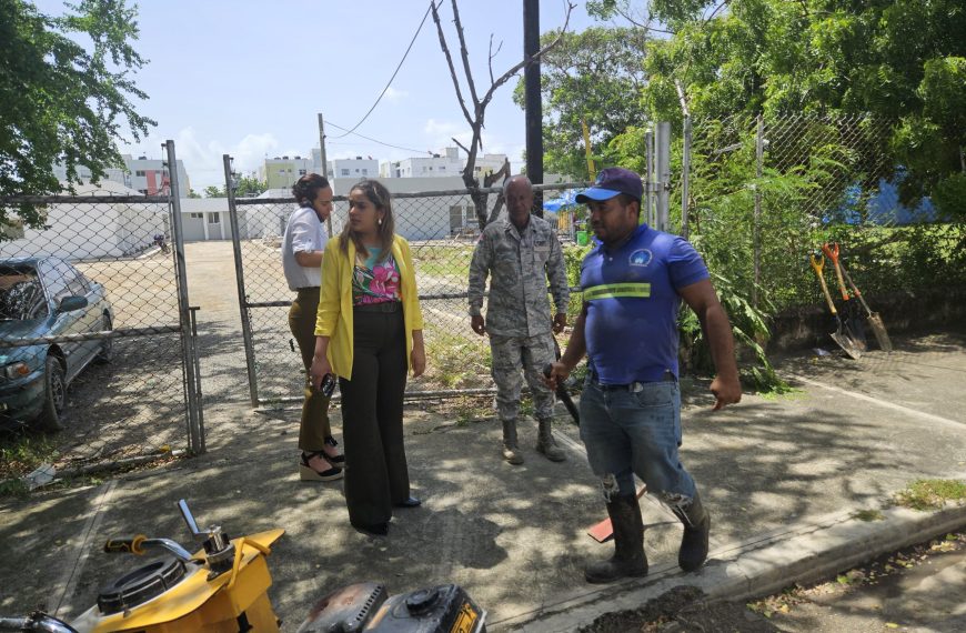Supervisión de Trabajos de Conexión de Aguas Residuales y Agua Potable en el Hospital Armida García