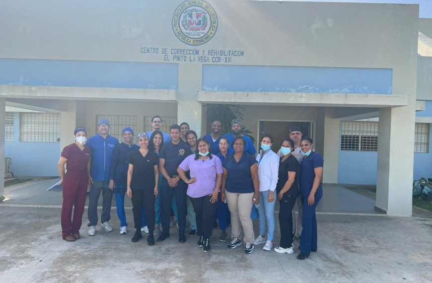 Brindan Servicios Odontológicos en la Cárcel del Pinito, La Vega