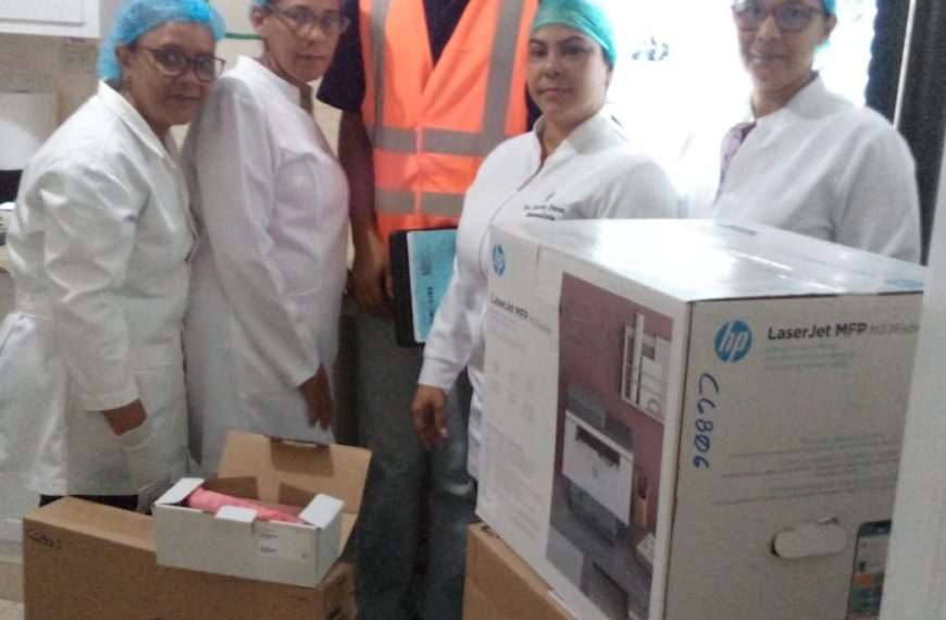 SRS Cibao Central fortalece servicios de laboratorio con nuevos equipos hematológicos en La Vega y Sánchez Ramírez