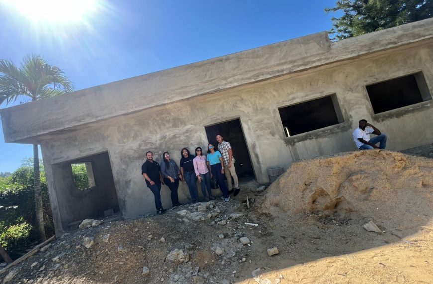 Supervisión a los trabajos de infraestructura en centros de salud avanza en la Región Cibao Sur