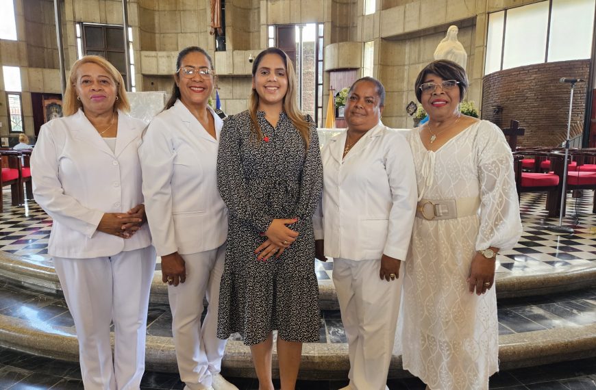 SRS Cibao Sur conmemora el Día Internacional de la Enfermería con misa en la Catedral de La Vega