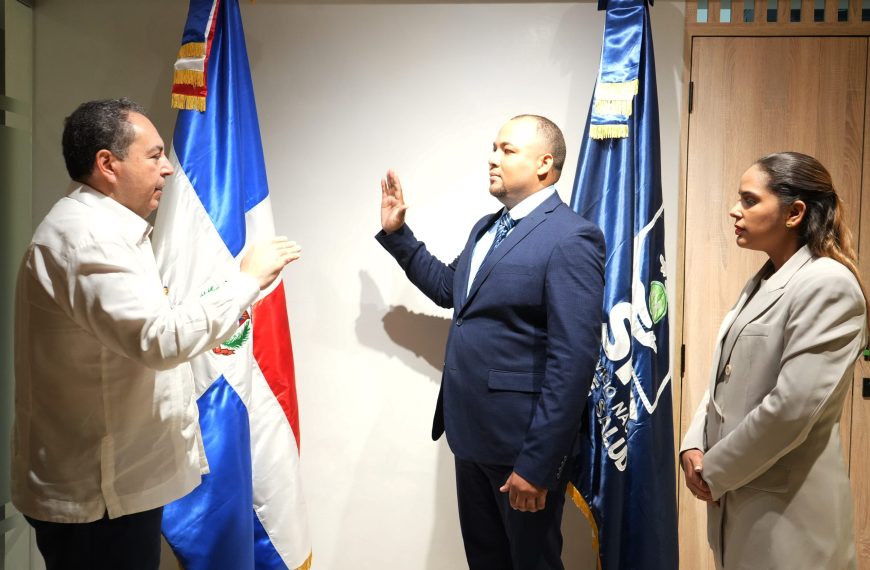 SNS designa nuevo director en el hospital Sigifredo Alba de Fantino