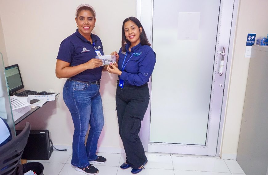 SRS Cibao Sur adquiere equipos de dosimetría para reforzar la seguridad del personal de salud