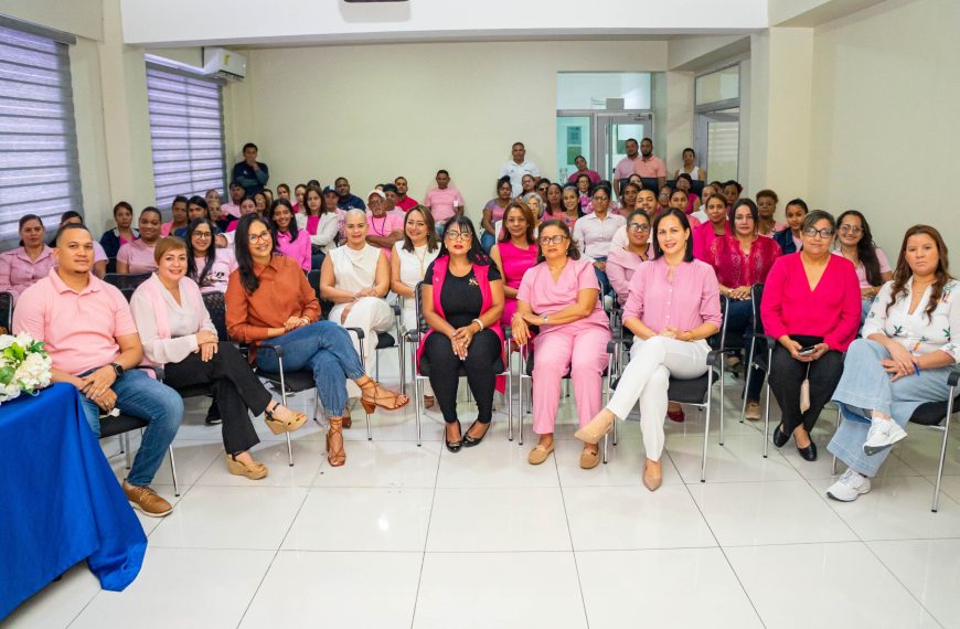SRS Cibao Sur celebra jornada “En Rosa por la Vida: Prevención y Esperanza” en el Mes de la Concientización sobre el Cáncer de Mama