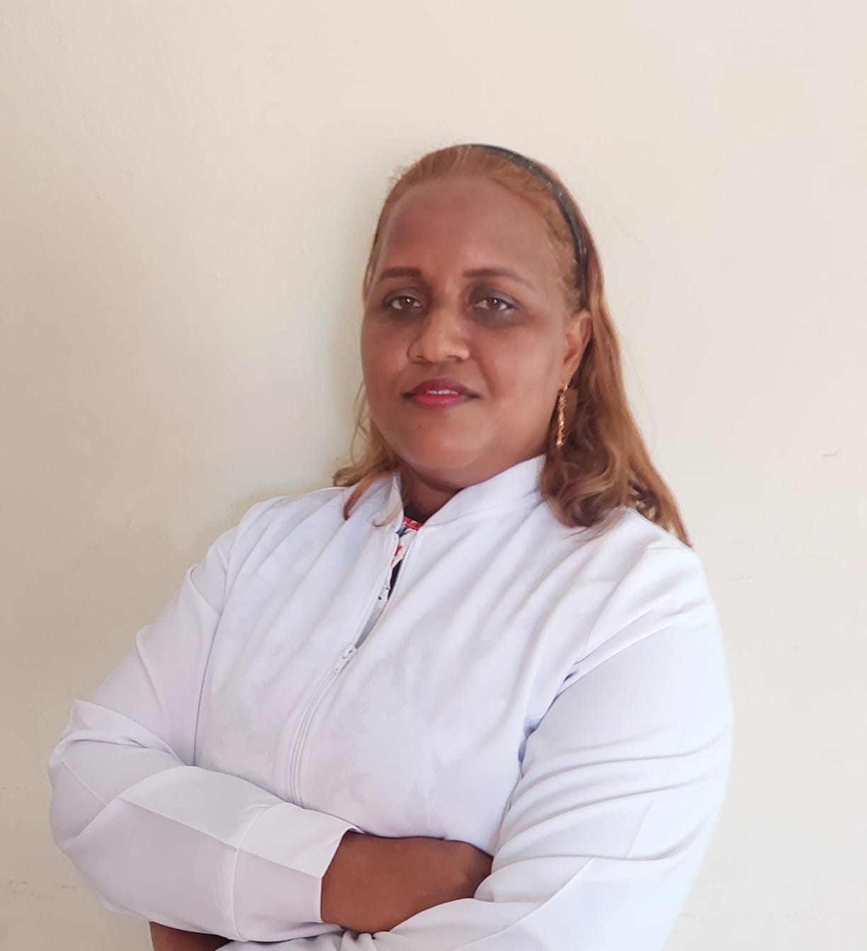 Angelly Alexandra Marte Holguin Psicóloga, máster en psicología educativa, Gestión Humana, especialidad en psicología clínica, en trastornos del neurodesarrollo y en estrategias educativas y de apoyo a niños con autismo.