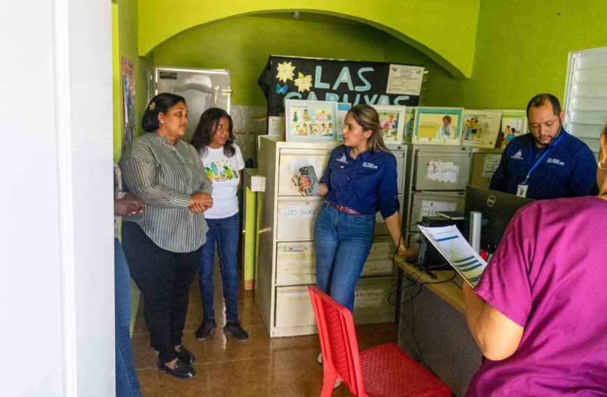 Regional de Salud Cibao Central fortalece di&aacute;logo comunitario y garantiza continuidad de servicios en Las Cabuyas