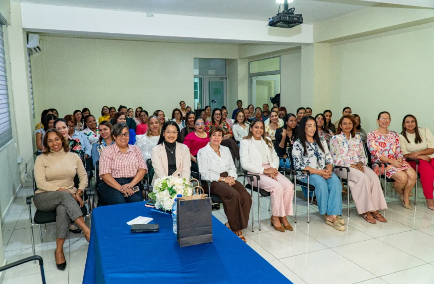SRS Cibao Sur realiza charla &ldquo;Mujeres que transforman el mundo&rdquo; en conmemoraci&oacute;n del D&iacute;a Internacional de la Mujer