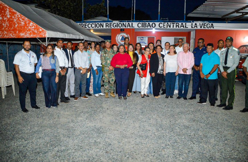 COE La Vega organiza equipos de trabajo para Semana Santa 2026