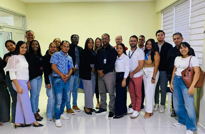 Regional de Salud Cibao Sur y SNS presentan Plan de Comunicaciones 2026