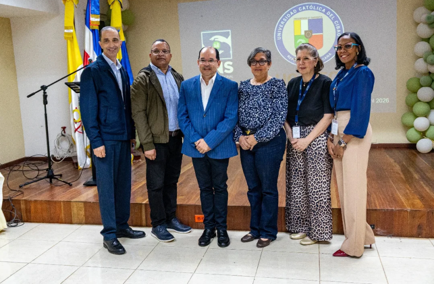 Regional de Salud Cibao Sur fortalece capacidades en manejo odontol&oacute;gico de pacientes con VIH