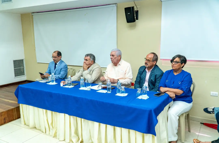 SNS inicia capacitaci&oacute;n sobre manejo odontol&oacute;gico en embarazadas en la Regi&oacute;n Cibao Sur