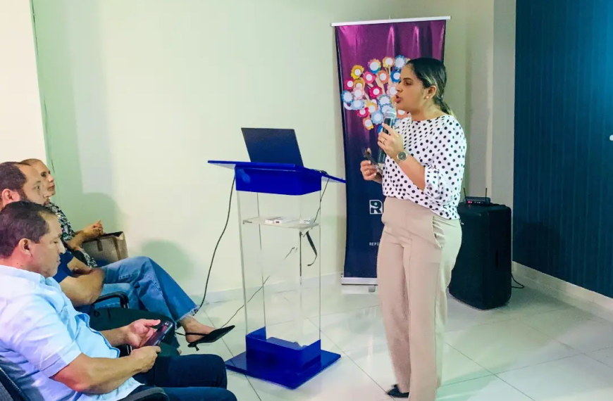 Regional de Salud Cibao Sur impulsa coordinaci&oacute;n del primer nivel con encuentro de especialistas