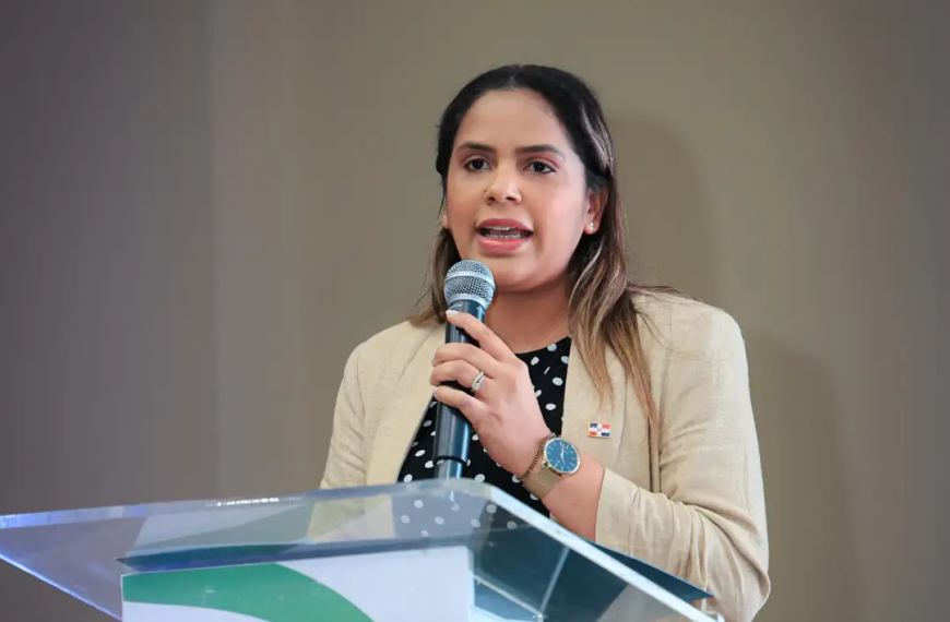 Regional de Salud Cibao Sur relanza Estrategia de Atenci&oacute;n Primaria en S&aacute;nchez Ram&iacute;rez